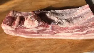 ГРУДИНКА ПО ДОМАШНЕМУ. Простой рецепт приготовления. Грудинка запечённая в духовке.