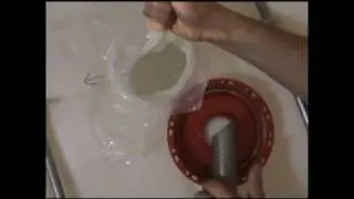 Freedom MFG Schuetz IBC Tote Liner Installation - Part 2