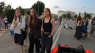 Ukraine! Kyiv 2025! What's happening on the streets? Lots of people.