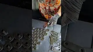 Stainless steel conveyor belt components assembly process