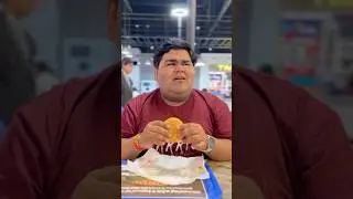 Burger nahi kha pa raha 😱🍔 ~ Watch till end😱 | Abhay Bhadoriya #shorts #funny #ytshorts #burger