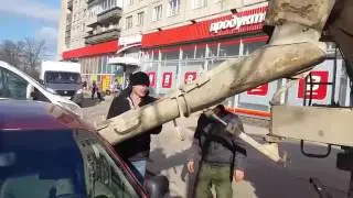 В Санкт-Петербурге Муж из-за злости залил машину жены бетоном