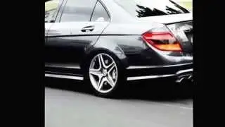 Mercedes C63 AMG Burnout Street Race