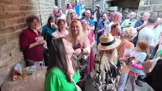 DeadWax Holmfirth Festival of Folk 11May 24 (4)