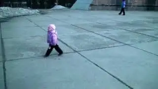 Доча делает зарядку