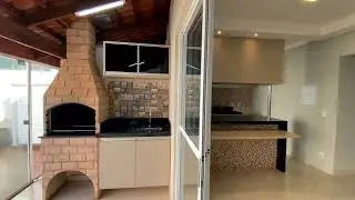 Tour Imperdível: Casa Charmosa no Giardino 2 – 3 Quartos, Quintal e Conforto Inigualável!