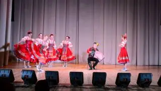 Ансамбль танца УлГУ "Традиция"- Проходка