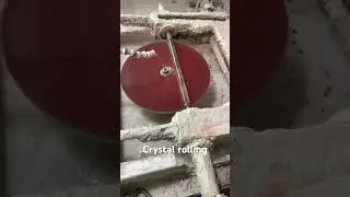 High-precision crystal spheronization production 