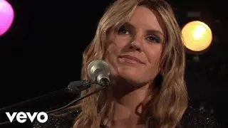Grace Potter - Big White Gate (Live From CMT Studios)