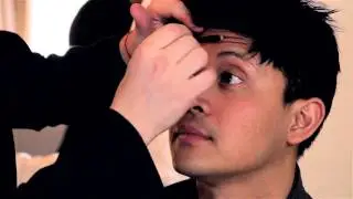 How to Create Wrinkles With Eyeliner : Inspired Beauty