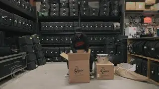 Terence F. Clark Unboxes His Gretsch USA Custom "Aux" kit (pt.2)