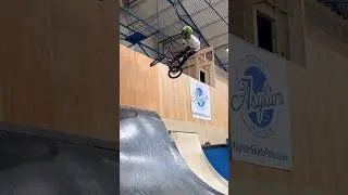TRIPLE BARSPIN AIR on BMX!🔥 #shorts
