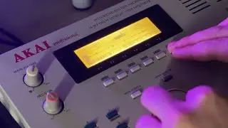 Beatmaking Process with Akai MPC 2000 Classic and Vinyl Samples |