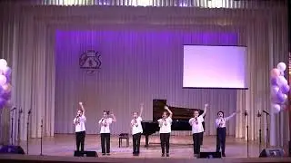 Поздравление выпускникам! Вокальный ансамбль "Смайлик"