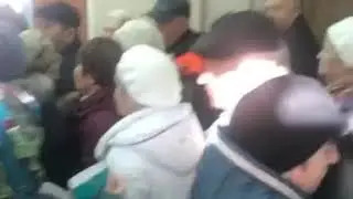 Очередь за талонами с ночи занимают пациенты больницы в Изобильном