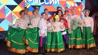Ой сад во дворе / Фестиваль марафон «Песни России» в Феодосии