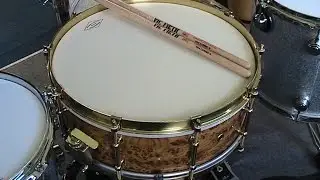 Schlagzeug stimmen: Die Snare