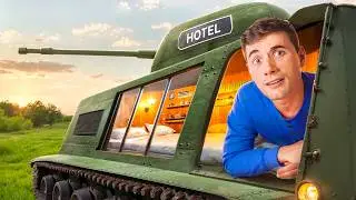 VADO negli HOTEL più STRANI del MONDO!!