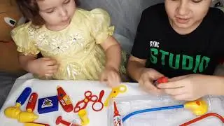 Распаковка игрушек -гитара,набор доктора! #игрушки #распаковкаигрушек