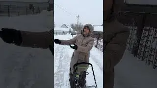Снег в бошка попадёт
