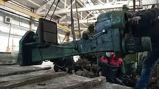 2Б125 .Погрузка сверлильного станка