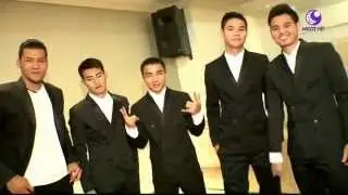 ดาวกระจาย 14ตค58 นักบอลทีมชาติไทย