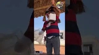 رجل البرية في المنتجع الخاص