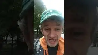 купил шаурму с арабским соусом и для фрика беляш 