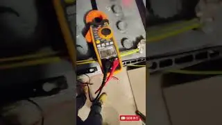 Misura della tensione e corrente di carica di un pacco batterie di accumulo 48 Volt per fotovoltaico