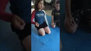 Omaplata by Zeke (BJJ tutorial) kids