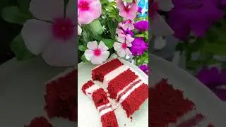 Торт "Красный бархат" с малиновым Конфи и малиновым муссом.