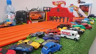 БОЛЬШОЙ ГОНОЧНЫЙ Чемпионат Hot Wheels, Matchbox, Welly, Технопарк и Majorette