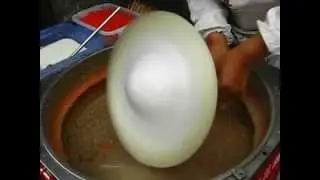 Китайский мастер сладкой ваты