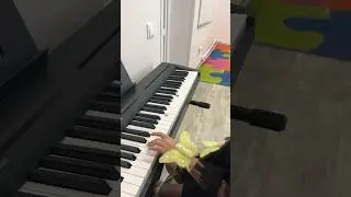 Вправа для постановки руки