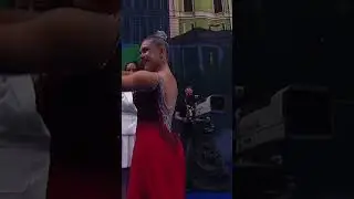 Ирина Винер и Анна Попова зажигают под Лепса