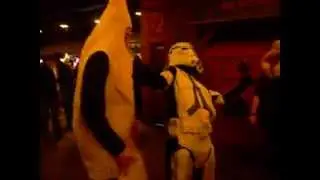 Star wars Stormtrooper and banana man dancing and  to Queen!! FUNNY!!