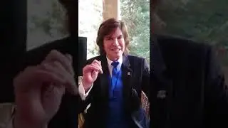 Camilo Sesto saluda a sus fans a traves de facebook 2016