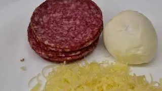 Хорватский Арт-хауз история человечества на примере тертого сыра яйца и колбасы