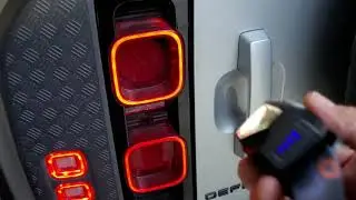 Funky taillights - 2020 NAS Defender 110 HSE.