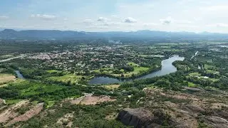 Lac Aréna et rocher de Roquebrune-sur-Argens