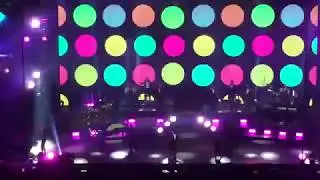 Céline Dion- Kiss [Prince cover] (Perth Arena, 04/08/2018)
