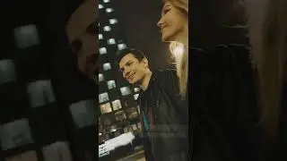 От его голоса 