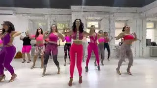 Marina Imas Bachata Lady Style choreo Juan Luis Guerra @MarinaBachata