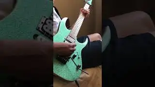 Van Halen - Hear about it later (guitar intro)