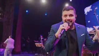 Cristina (Nosso Tom ao vivo no Theatro da Paz - Belém-PA)