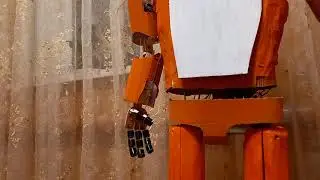 Тест моторики руки моего аниматроника Реди!