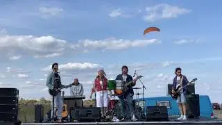 Фара бенд - Вън вали