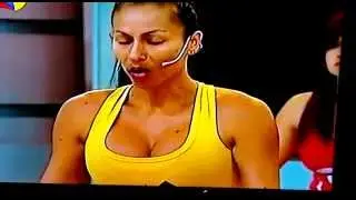 Una Clase de Yoga con Carolina Sanabria en el Programa Tves por la Mañana