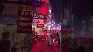 Bui Vien siagon #saigon #vietnam #vietnamtravel #buivien #everyone @PaddyDoyle.