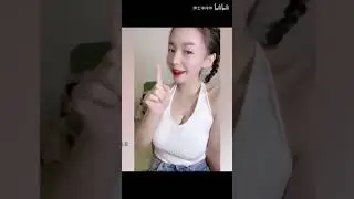 【抖音】美女大长腿黑丝短裙爱跳舞，小手举起来，别搞小动作哦！ #美女 #黑丝 #跳舞